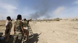 Shi'ite fighters gather to fight ISIS