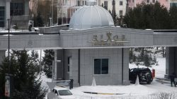 hotel hosting the Syrian preace talks