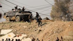 Iraqi security forces participate in a battle with Islamic State militants in west Mosul, Iraq February 25, 2017. REUTERS/Zohra Bensemra