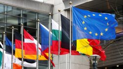 European and national flags fly outside the European Parliament while European Commission President Jean-Claude Juncker presents a white paper on options for shoring up unity once Britain launches its withdrawal process, in Brussels, Belgium, March 1, 2017. REUTERS/Yves Herman
