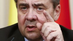 German Foreign Minister Sigmar Gabriel attends a news conference after a meeting with his Russian counterpart Sergei Lavrov in Moscow, Russia, March 9, 2017. REUTERS/Sergei Karpukhin