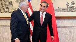 Chinese Foreign Minister Wang Yi (R) talks with U.S. Secretary of State Rex Tillerson at Diaoyutai State Guesthouse on March 18, 2017 in Beijing, China. REUTERS/ Lintao Zhang/POOL