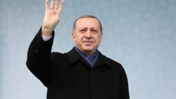 FILE PHOTO: Turkish President Tayyip Erdogan greets his supporters during a ceremony in Eskisehir, Turkey, March 17, 2017. Murat Cetinmuhurdar/Presidential Palace/Handout via REUTERS