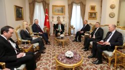 Turkish Prime Minister Binali Yildirim, accompanied by Foreign Minister Mevlut Cavusoglu (3rd R), meets with U.S. Secretary of State Rex Tillerson (3rd L) in Ankara. Hakan Goktepe/Prime Minister's Press Office/Handout via REUTERS