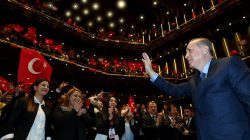 Turkey's President Recep Tayyip Erdogan greets the audience during a meeting in Ankara, Turkey March 29, 2017. Murat Cetinmuhurdar/Presidential Palace/Handout via REUTERS