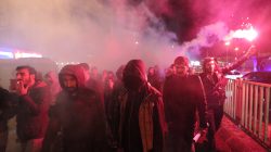 Anti-government demonstrators light flares during a protest in the Kadikoy district of Istanbul, Turkey, April 17, 2017. REUTERS/Kemal Aslan