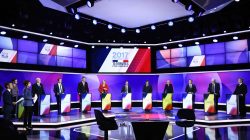 The eleven French presidential election candidates take part in a special political television show entitled "15min to Convince" at the studios of French Television channel France 2 in Saint-Cloud, near Paris, April 20, 2017. REUTERS/Martin Bureau/Pool