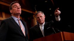 Senate Intelligence Committee Chairman Sen. Richard Burr (R-NC), accompanied by Senator Mark Warner (D-VA), vice chairman of the committee, speaks at a news conference to discuss their probe of Russian interference in the 2016 election on Capitol Hill in Washington, D.C., U.S., March 29, 2017. REUTERS/Aaron P. Bernstein