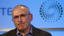 Former Russian tycoon Mikhail Khodorkovsky speaks during a Reuters Newsmaker event at Canary Wharf in London, Britain, November 26, 2015. REUTERS/Peter Nicholls
