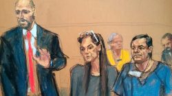 Joaquin "El Chapo" Guzman (R) and his attorneys Michael Schneider (L) and Michelle Gelernt are shown in a sketch of a court appearance at the Brooklyn Federal Courthouse in the Brooklyn borough of New York City, New York, U.S., May 5, 2017. REUTERS/Jane Rosenberg