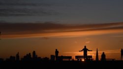 People view sunrise in London, Britain, January 13, 2017. REUTERS/Toby Melville