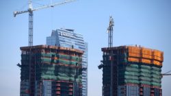 FILE PHOTO: Construction cranes are seen in downtown Los Angeles, California, U.S., May 22, 2017. REUTERS/Lucy Nicholson