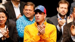 Venezuelan opposition leader and Governor of Miranda state Henrique Capriles attends a meeting of the Venezuelan coalition of opposition parties (MUD) in Caracas, Venezuela July 3, 2017. REUTERS/Carlos Garcia Rawlins