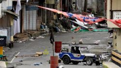 FILE PHOTO: A view of the Maute group stronghold with an ISIS flag in Marawi City in southern Philippines May 29, 2017. REUTERS/Erik De Castro
