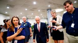 Senator Bob Corker (R-TN) arrives for a health care vote on Capitol Hill in Washington, U.S. July 26, 2017. REUTERS/Eric Thayer
