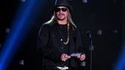 FILE PHOTO: 2017 CMT Music Awards Show - Nashville, Tennessee, U.S., 07/06/2017 - Kid Rock presents the Video of the Year award. REUTERS/Harrison McClary/File Photo