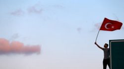 Turkey hunts more coup suspects, detains 30 for suspected PKK links