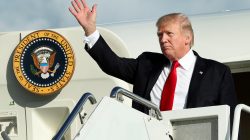 U.S. President Donald Trump waves as he arrives at Morristown municipal airport for a weekend at the Trump National Golf Club in Bedminster ahead of next week's United Nations General Assembly, New Jersey, U.S., September 15, 2017. REUTERS/Yuri Gripas
