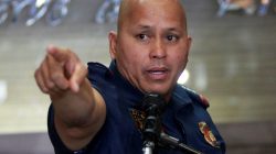 FILE PHOTO: Philippine National Police (PNP) Director General Ronald Dela Rosa gestures during a news conference at the PNP headquarters in Quezon city, Metro Manila, Philippines January 23, 2017. REUTERS/Czar Dancel/File Photo