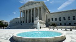 FILE PHOTO: The U.S. Supreme Court building is pictured in Washington, DC, U.S. on June 26, 2017. REUTERS/Yuri Gripas/File Photo