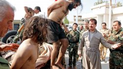 Kurdish Peshmerga forces detain men suspected of being Islamic State militants southwest of Kirkuk, Iraq October 9, 2017. REUTERS/Ako Rasheed