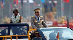 FILE PHOTO: Myanmar's General Min Aung Hlaing takes part during a parade to mark the 72nd Armed Forces Day in the capital Naypyitaw, Myanmar March 27, 2017. REUTERS/Soe Zeya Tun