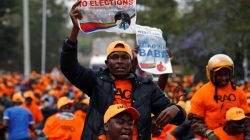Kenya crisis deepens as judges' absence means vote goes ahead