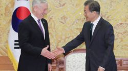 Mattis talks diplomacy on North Korea ahead of Trump's Asia tour