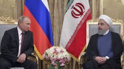 Russian President Vladimir Putin (L) meets with his Iranian counterpart Hassan Rouhani in Tehran, Iran November 1, 2017.