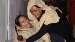 Gunmen shoot dead police officer and family in southwest Pakistan