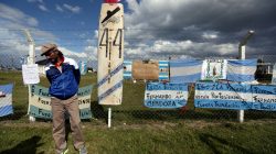 Weather improves in search for missing Argentine submarine