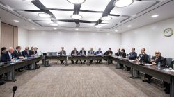 Putin must nudge Syria into U.N. peace deal, mediator says