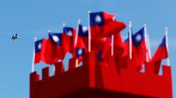 A Taiwanese domestically-built Indigenous Defense Fighter (IDF) (also known as the AIDC F-CK-1 Ching-kuo) performs at Gangshan air force base in Kaohsiung, Taiwan August 7, 2017.