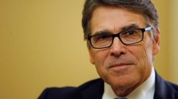 Former Texas Governor Rick Perry, U.S. President-elect Donald Trump's pick to lead the Department of Energy, meets with Senate Majority Leader Mitch McConnell (R-KY) on Capitol Hill in Washington, U.S. January 4, 2017. REUTERS/Jonathan Ernst