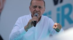 Turkish President Tayyip Erdogan addresses his supporters during an election rally in Ankara, Turkey, June 9, 2018. REUTERS/Umit Bektas