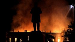 A fire burns at the National Museum of Brazil in Rio de Janeiro, Brazil September 2, 2018. REUTERS/Ricardo Moraes