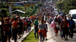Central American migrants walk along the highway near the border with Guatemala, as they continue their journey trying to reach the U.S., in Tapachula, Mexico October 21, 2018. REUTERS/Ueslei Marcelino
